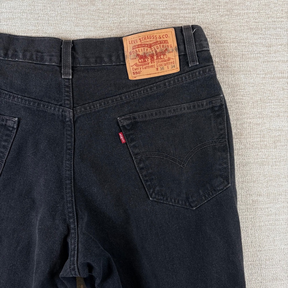 Vintage 02 Levi's 550 Relaxed Fit Mens 36x34 Black Tapered Leg Denim Jeans EUC